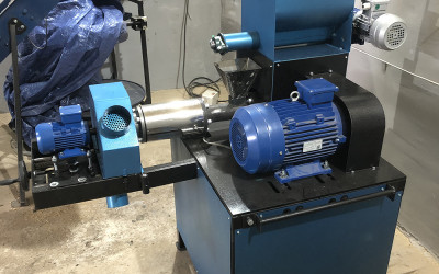 Jak przebiega proces ekstruzji paszy i dlaczego jest potrzebny?