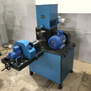 Ekstruder do produkcji karmy dla zwierząt domowych ESK-60